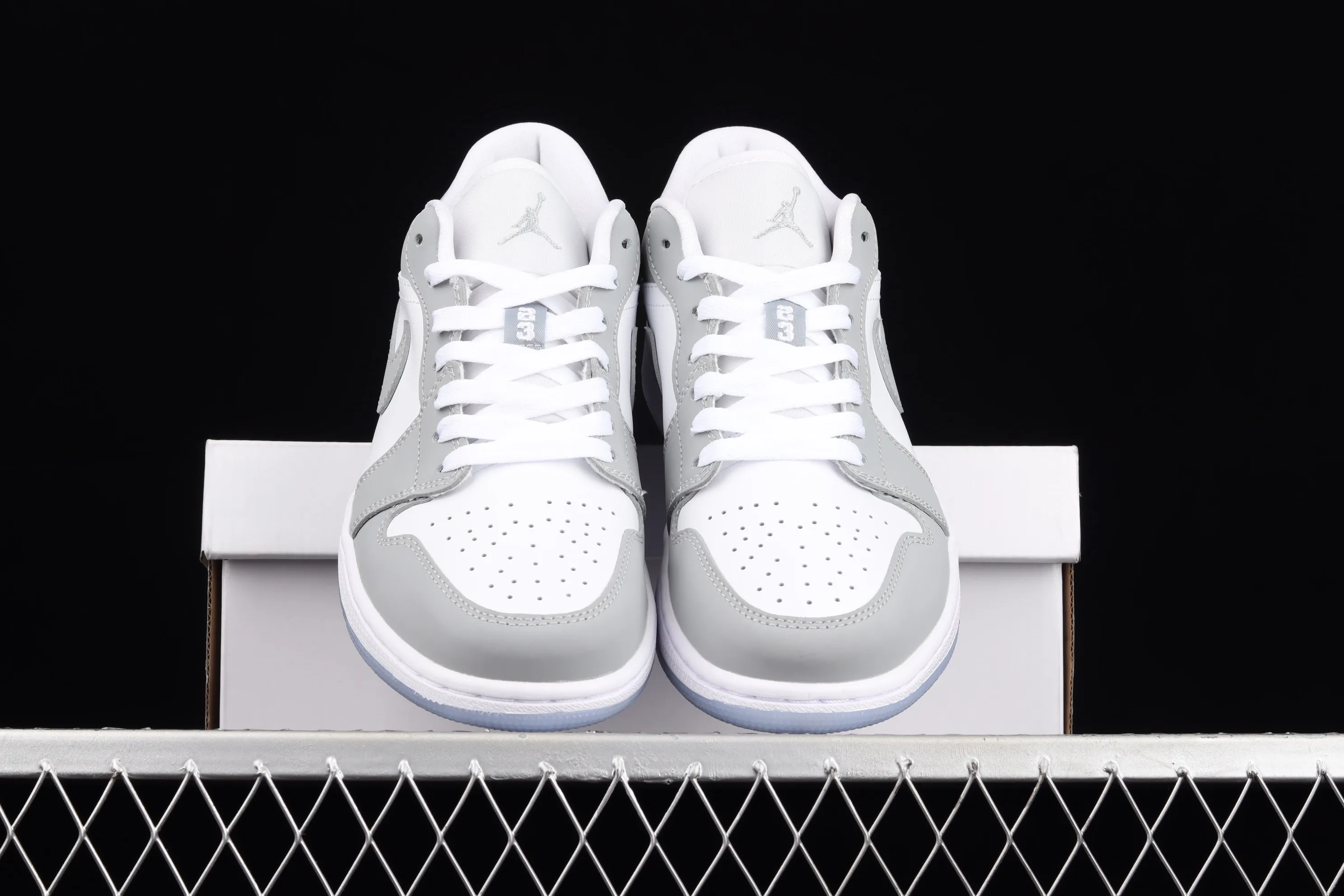 All categories Air Jordan Jordan series basketball shoes Air Jordan 1 Low G version pure original Air Jordan 1 Low AJ1 Joe 1 Wolf gray low-top cultural leisure sports sneakers DC0774-105